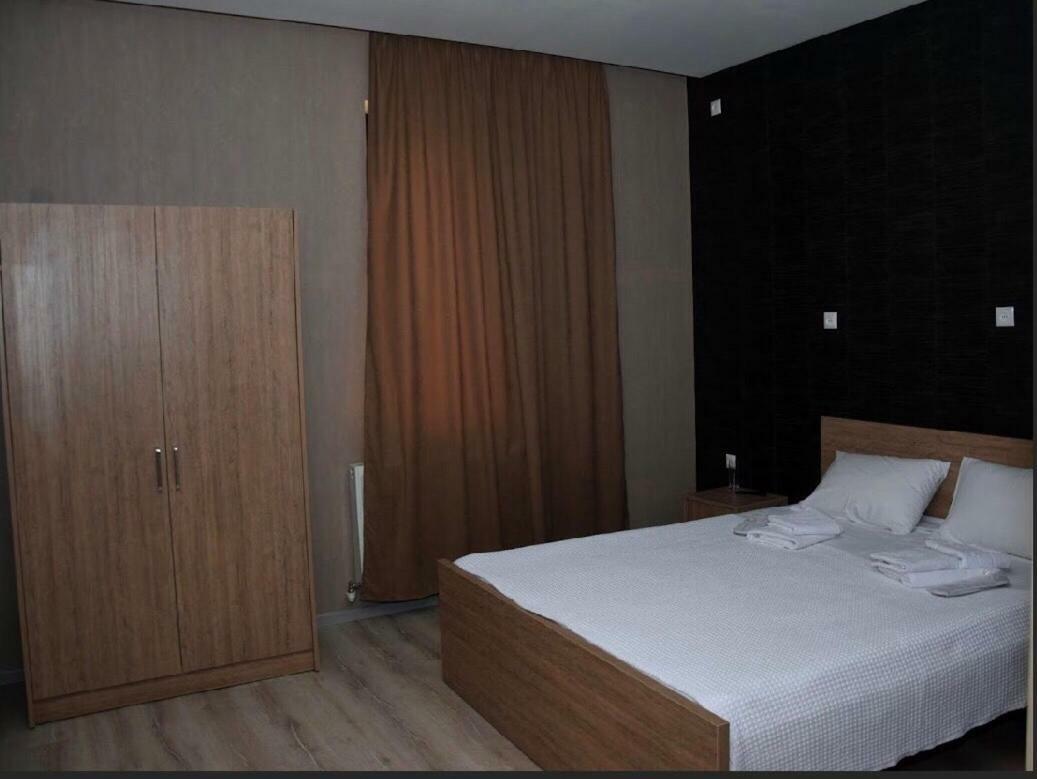 mtredebi Hotel Samtredia Eksteriør billede